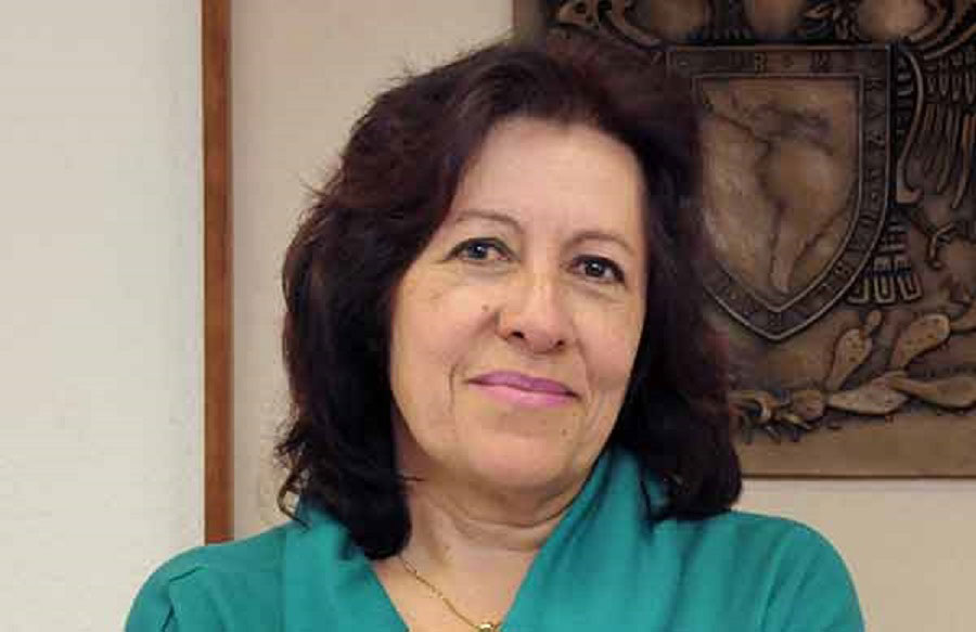 Con 45 años de docencia, Carola García Calderón, nueva directora de la FCPyS de la UNAM