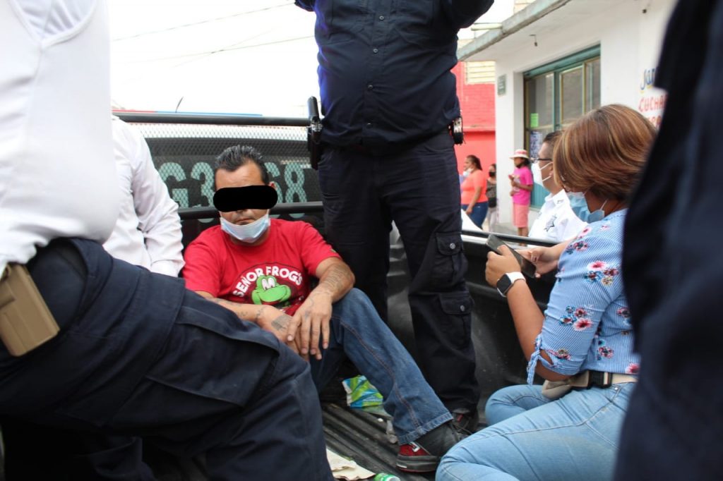 Detienen a 11 líderes del PRI por reparto de miles de despensas y láminas a cambio del INE en Ecatepec