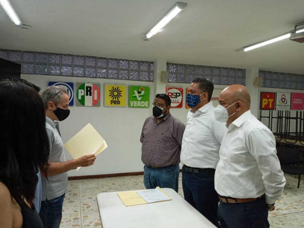 Ramón Picazo se registra para distrito 15 por RSP