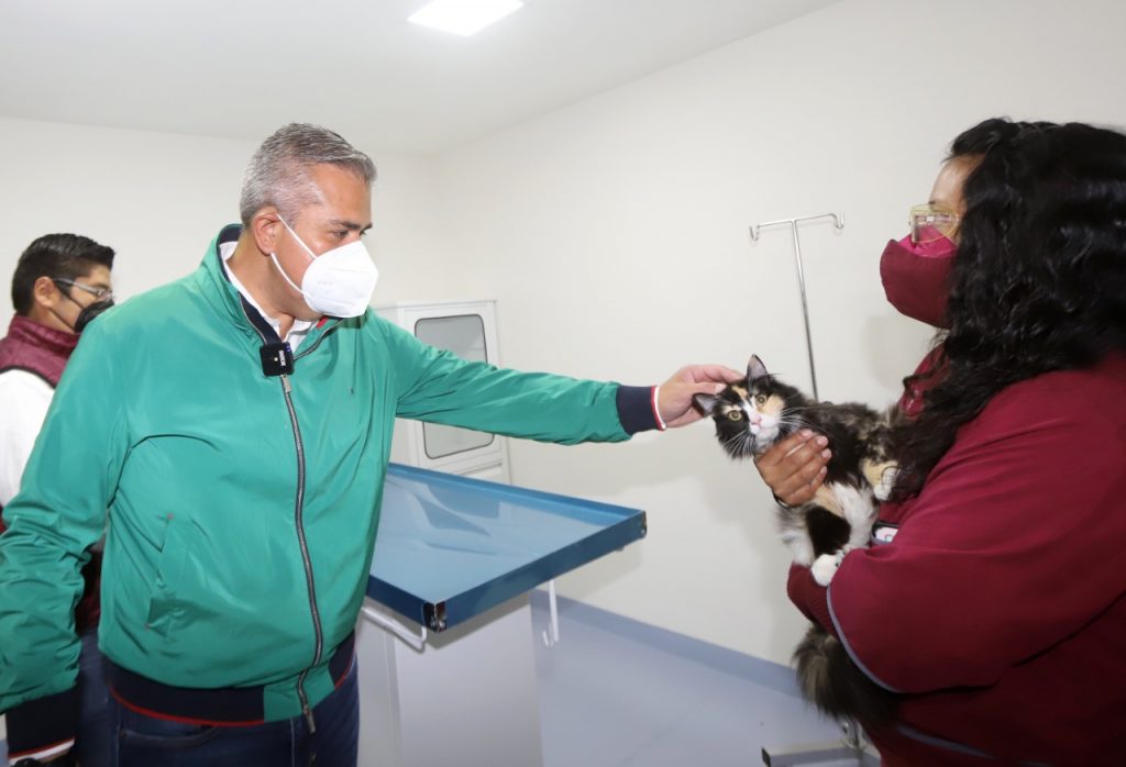 Inauguran Centro de Atención para mascotas en Ecatepec