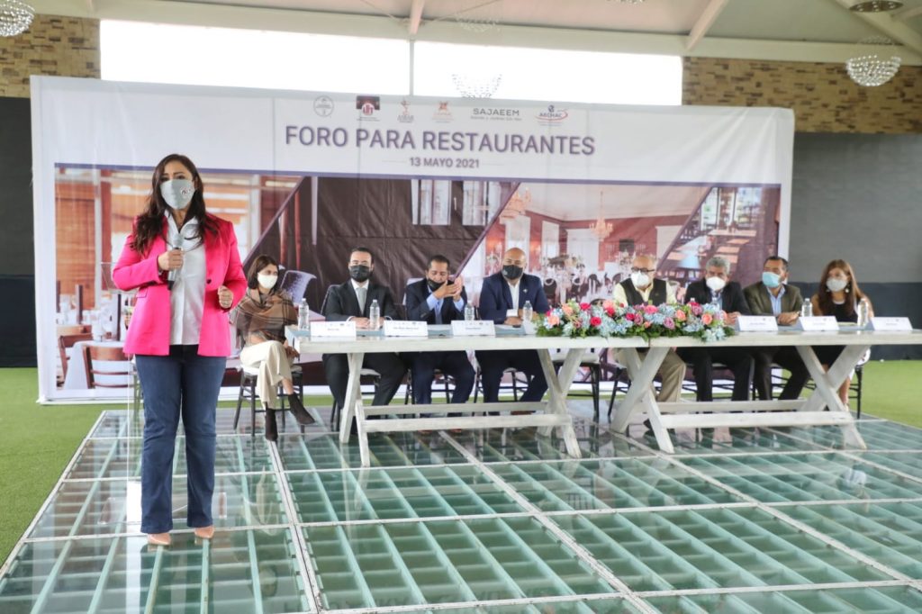 Empresarios restauranteros, hoteleros y restauranteros se reúnen con Patricia Durán Reveles