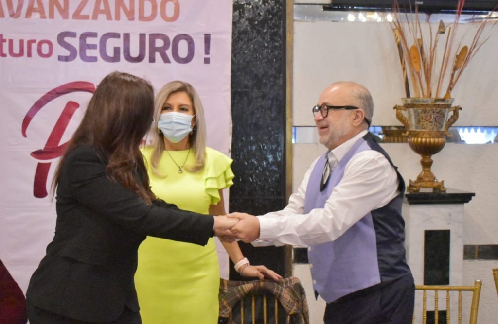 Propone Patricia Durán Reveles a empresarios naucalpense combatir la corrupción y reactivar la economía