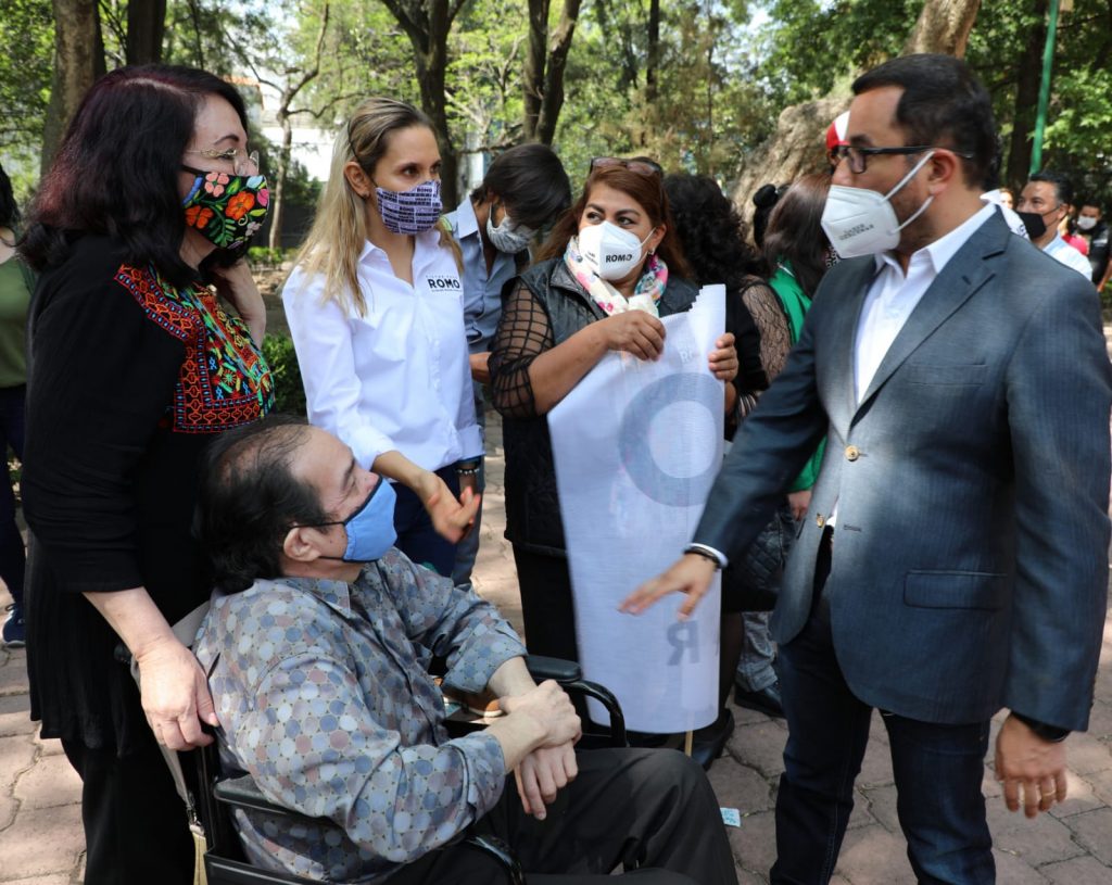 Presenta Víctor Romo propuesta de inclusión para personas discapacitadas