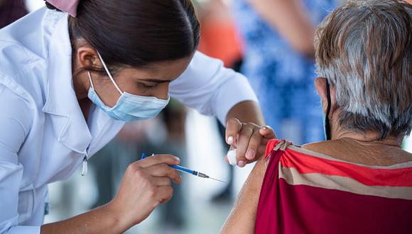 México, entre los primeros 10 países en recibir y administrar vacunas: López-Gatell