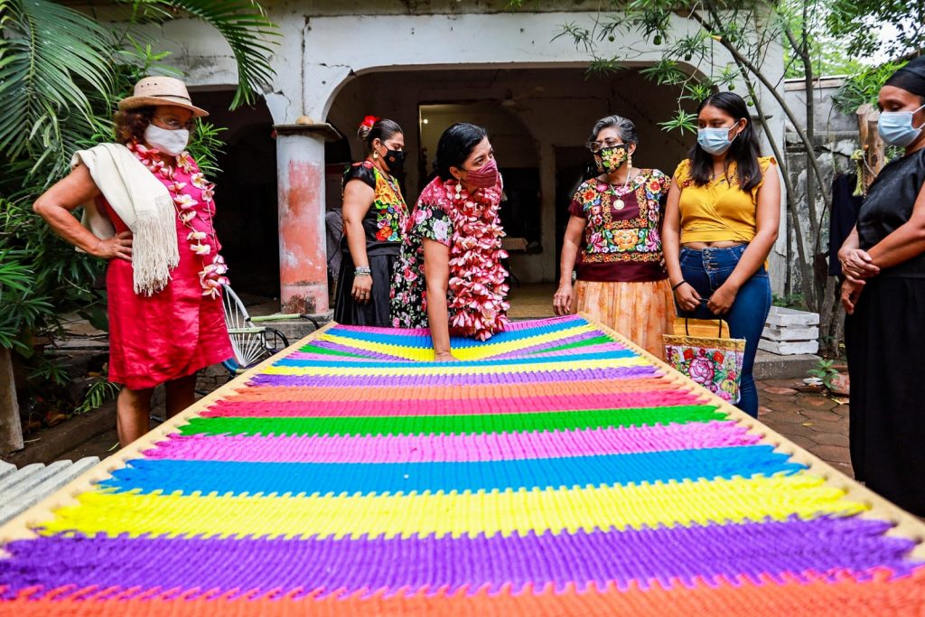 Al impulsar el arte tradicional se abre la posibilidad del desarrollo económico y cultural de las comunidades originarias: Alejandra Frausto