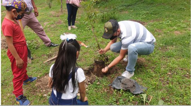 Invita gobierno de Naucalpan a talleres ambientales