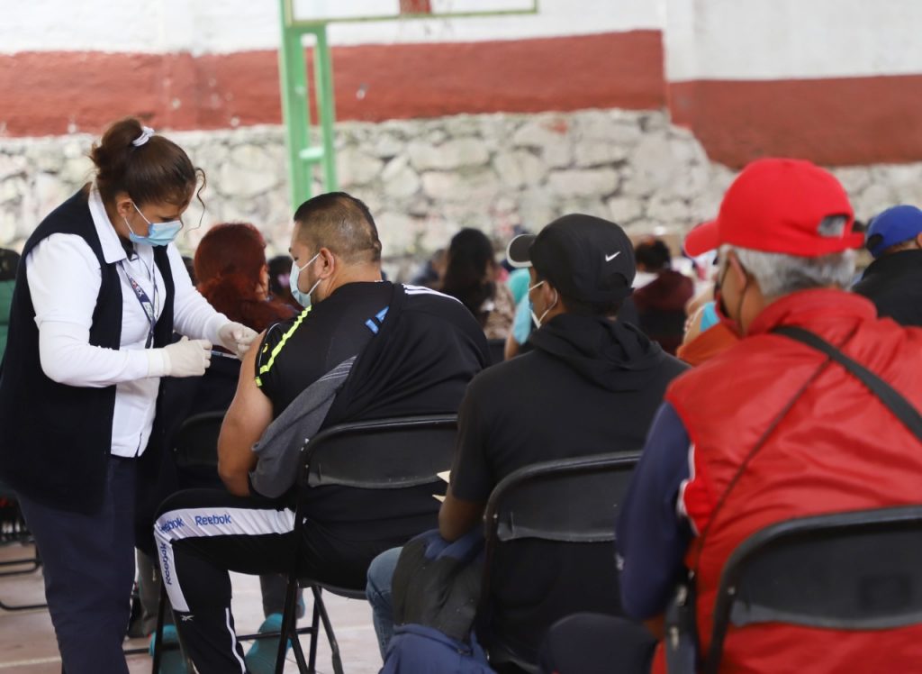 Ecatepec concluye vacunación a personas de 40 a 49 años de edad con 158 mil inmunizados