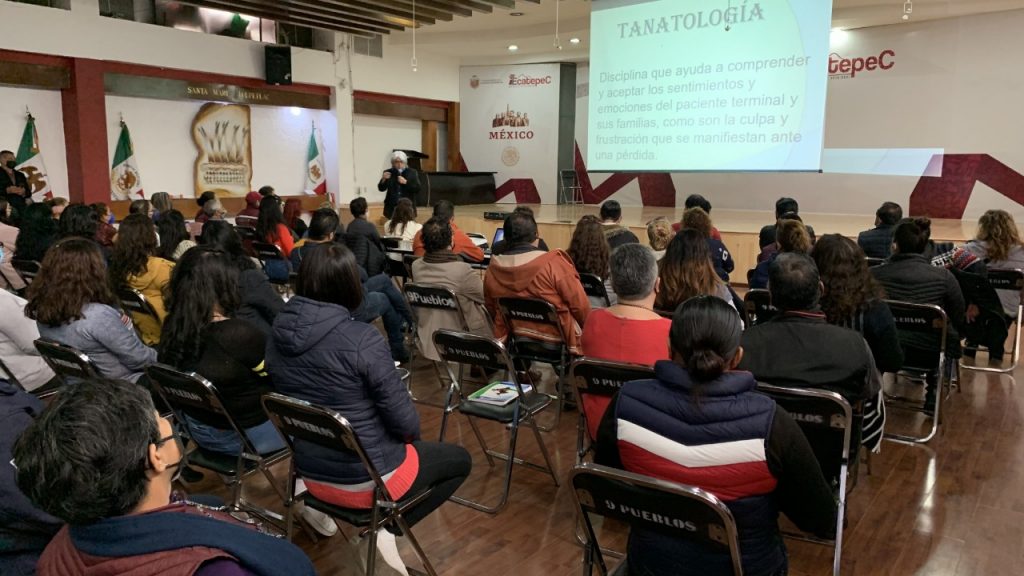 Ecatepec brinda ayuda sicológica a familiares de víctimas de Covid-19