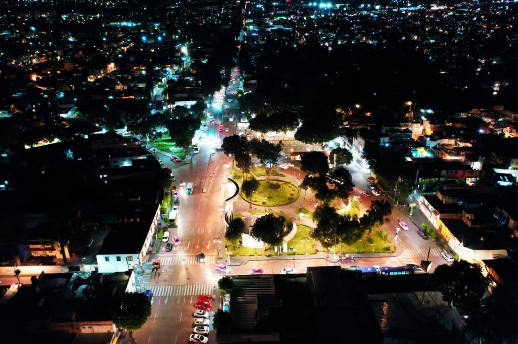 Zona  centro de Xochimilco, ahora más iluminado con tecnología de vanguardia