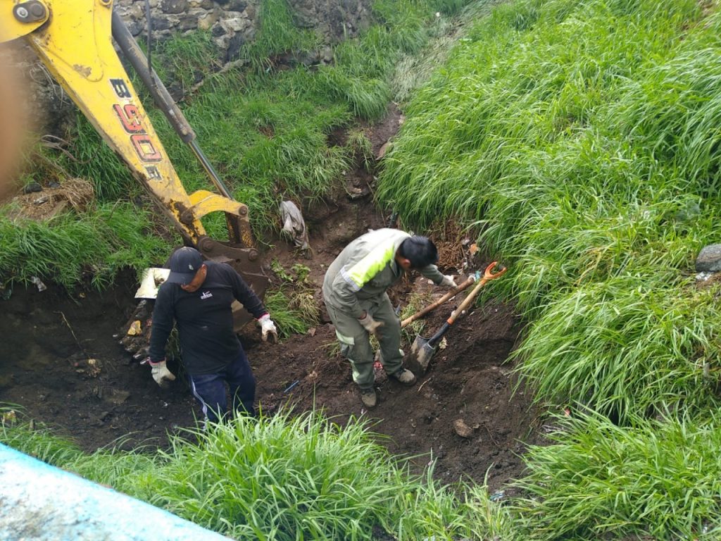 Limpian barrancas de zonas altas en Xochimilco para evitar desbordamientos