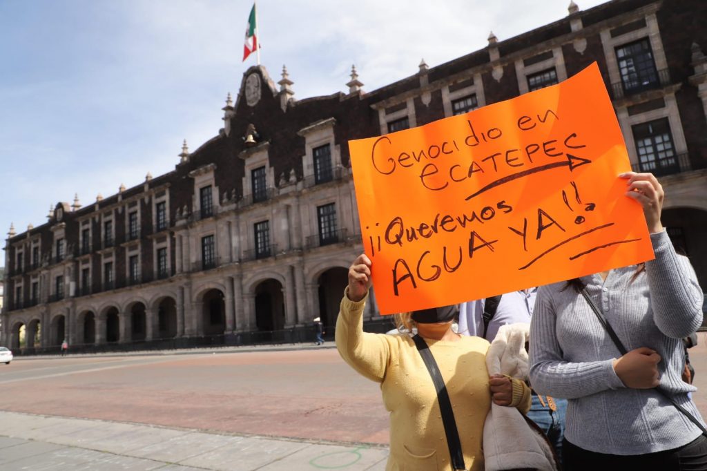 Protesta Ecatepec contra gobierno del Edomex por recortes de agua diarios