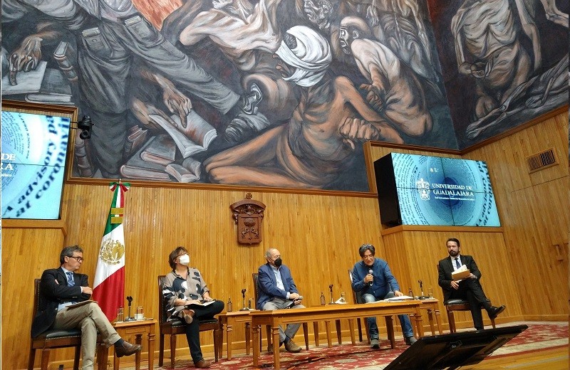 Hoy hay mayor libertad de expresión que nunca, dice Julio Astillero en foro de la Universidad de Guadalajara
