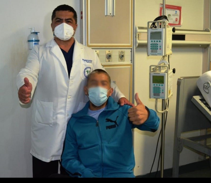 Tras cuatro años de tratamiento, Daniel “N” recibió un trasplante de riñón en el IMSS Baja California