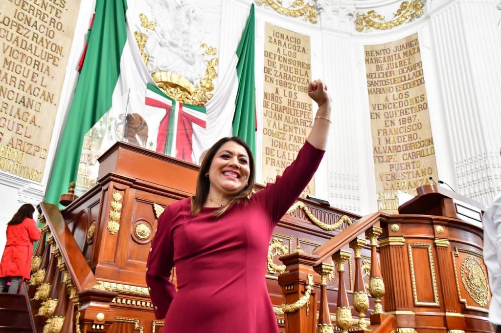 Rinde protesta como alcaldesa en Tláhuac Berenice Hernández