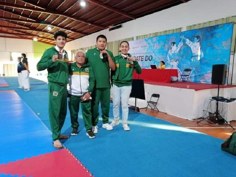 Conquista UAEM presea de bronce en Campeonato Nacional Universitario de Karate