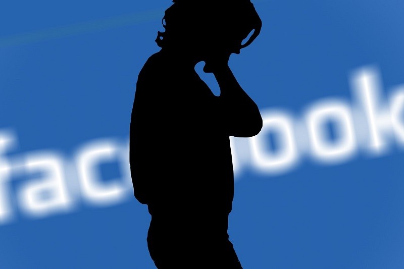 Meta, matriz de Facebook, contra la pornovenganza