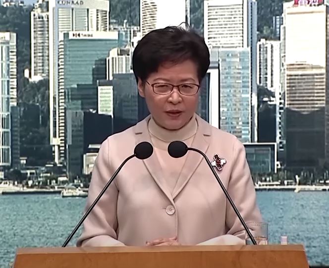 Niegan falta de libertad de prensa en cierre de medios en Hong Kong