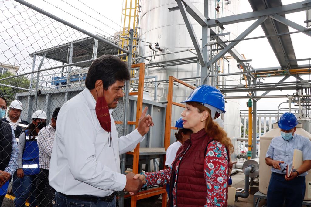 Alcaldesa de Milpa Alta y  titular de CORENADR visitan Biodigestor en el centro de acopio de nopal