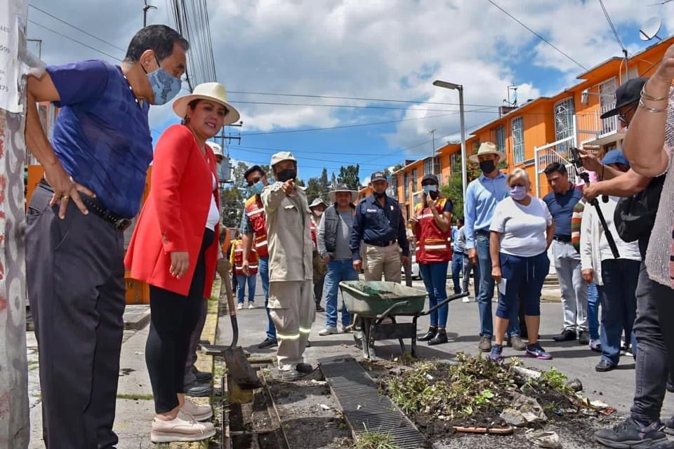 Alcaldesa de Tláhuac realiza recorrido por unidades habitacionales para llevar a cabo el programa «Bienestar en unidad»