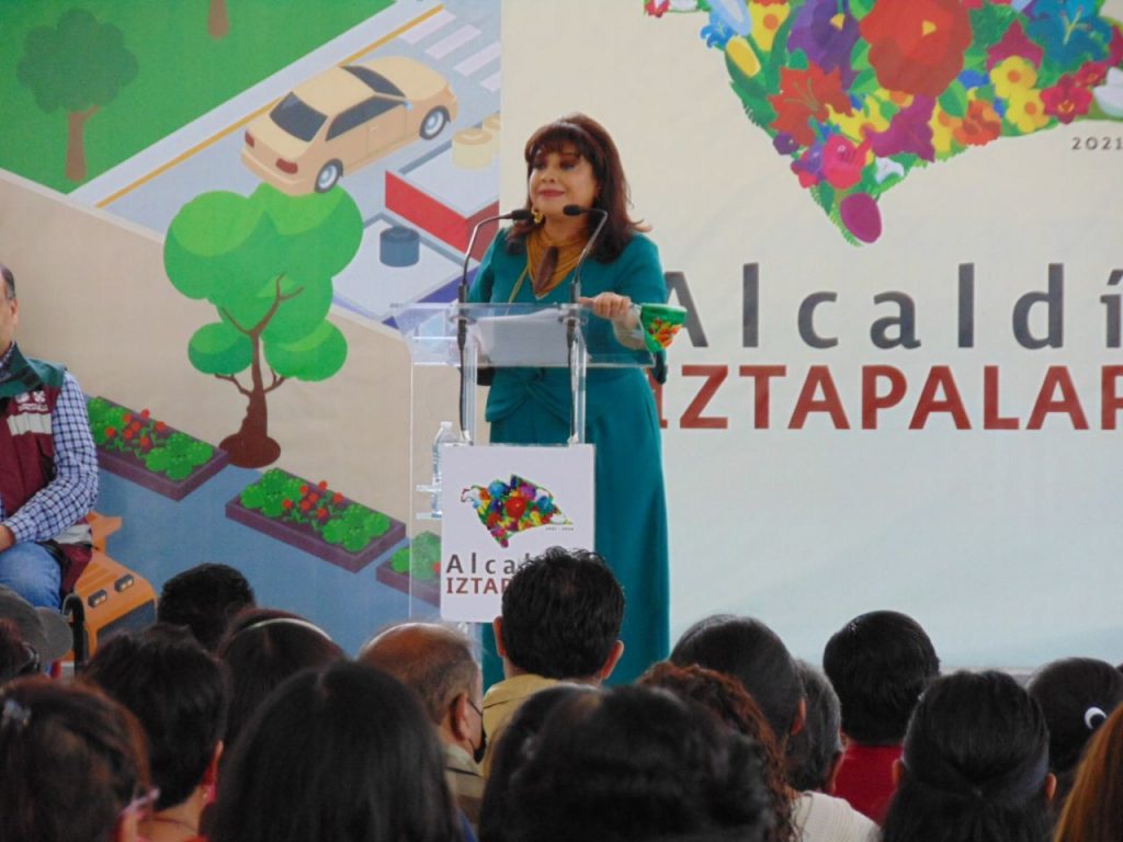 Iztapalapa destinará presupuesto para infraestructura y seguridad en escuelas publicas