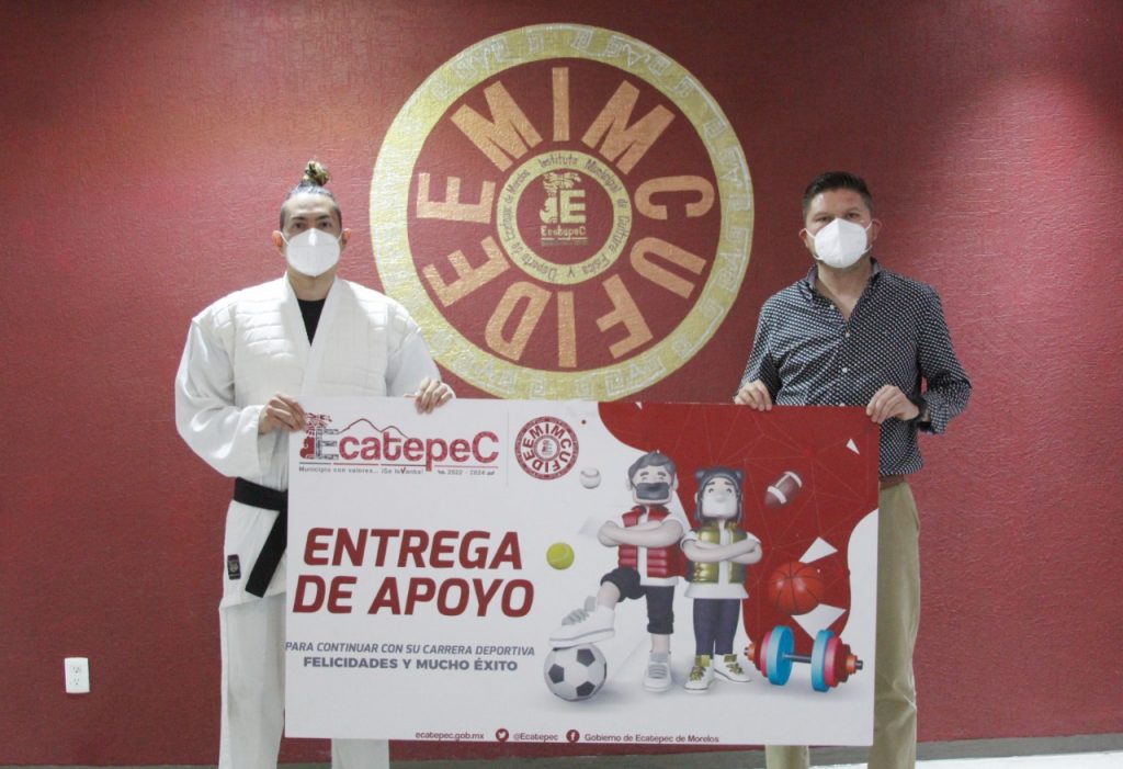 Ecatepec brinda apoyo económico a atleta para competir en torneo mundial de artes marciales en Japón