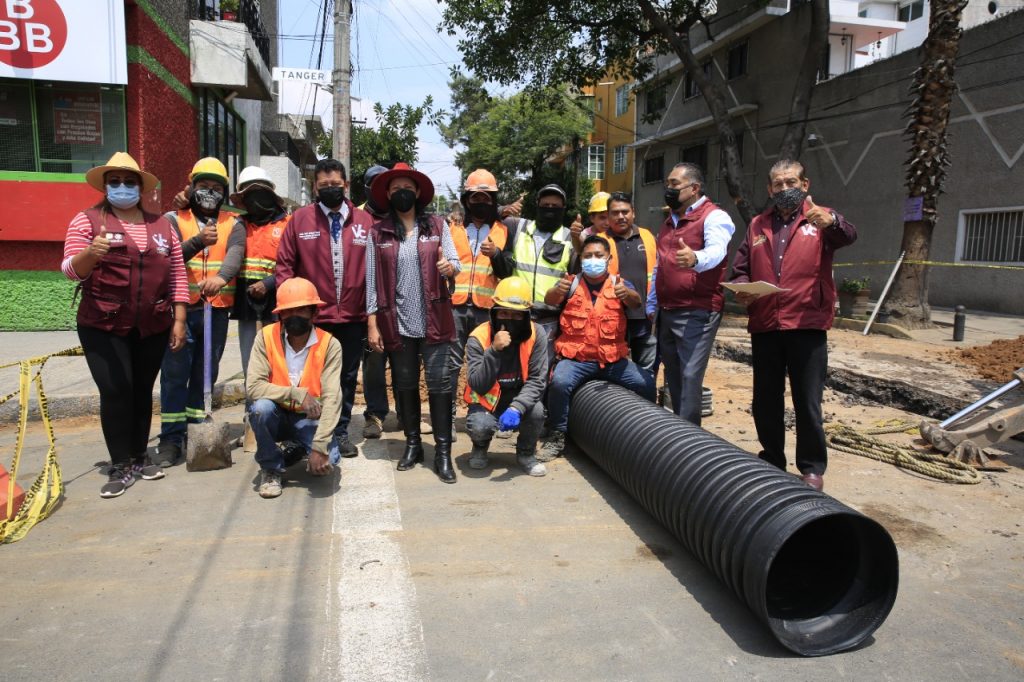 Con recursos de las FAIS, V. Carranza invierte 71.5 mdp para rehabilitar drenaje, banquetas y carpeta asfáltica