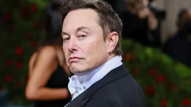 Acepta Elon Musk reactivar su oferta de comprar Twitter