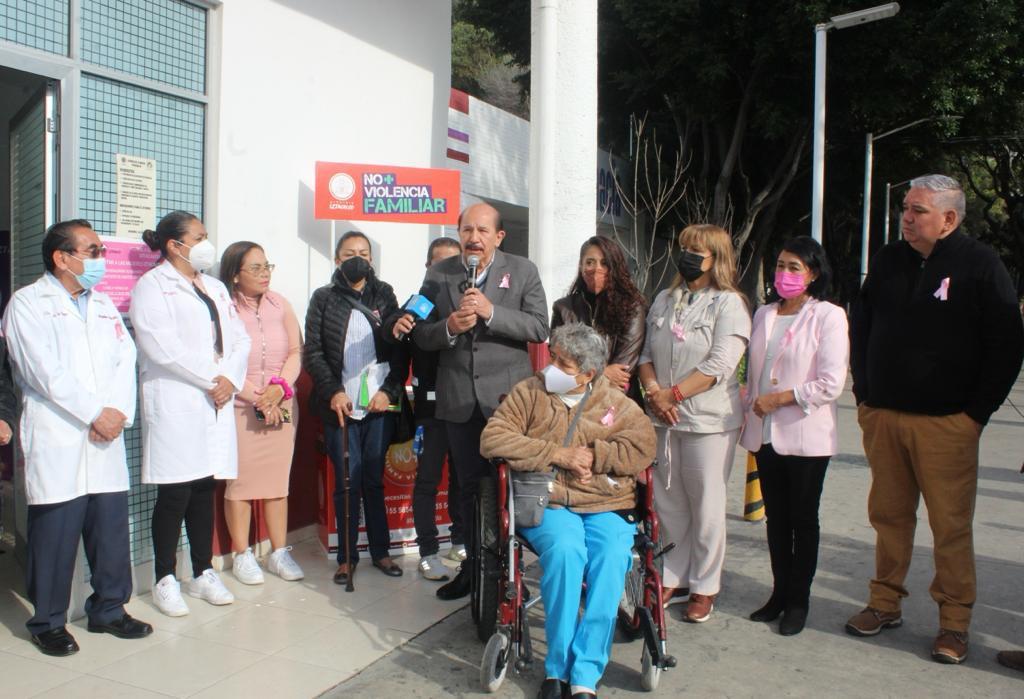 Armando Quintero, alcalde de Iztcalco, inaugura jornada de mastografías a trabajadores