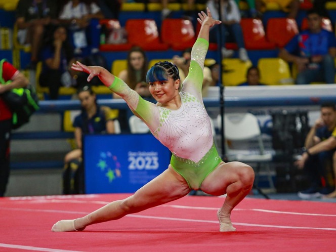 Alexa Moreno gana oro en Copa Mundial de Gimnasia Artística