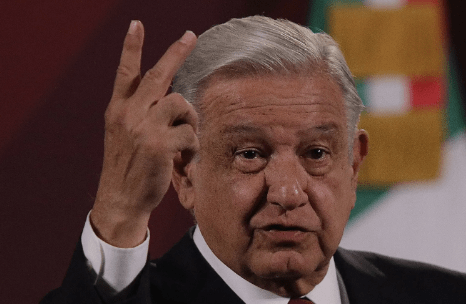 López Obrador anuncia puente aéreo con Israel