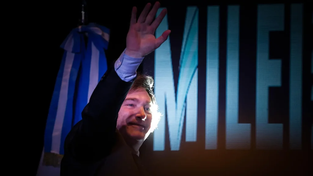 Ante triunfo de Milei, no se romperán relaciones con Argentina: AMLO 