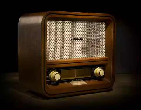 Cien años de radio