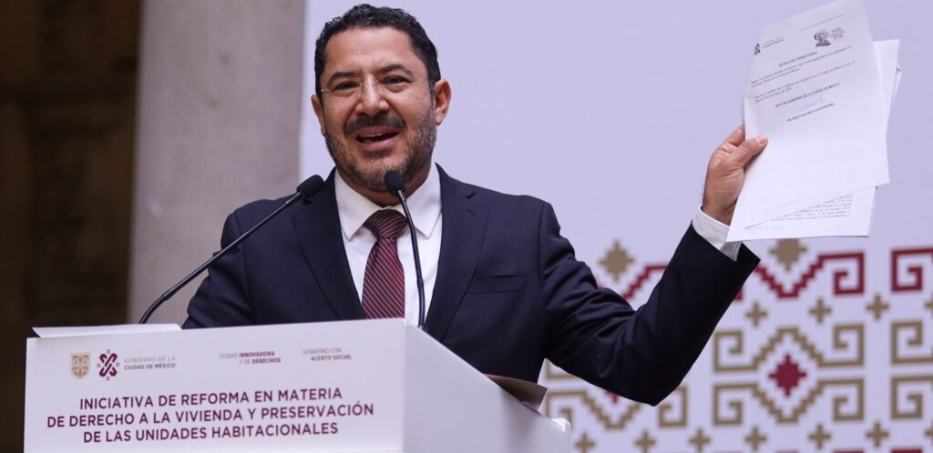 Martí Batres presenta, iniciativa de reforma que facilitará acceso a la vivienda