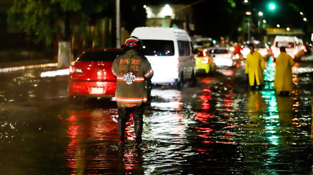 Ecatepec activa Plan Mixtli para atender afectaciones causadas por la lluvia