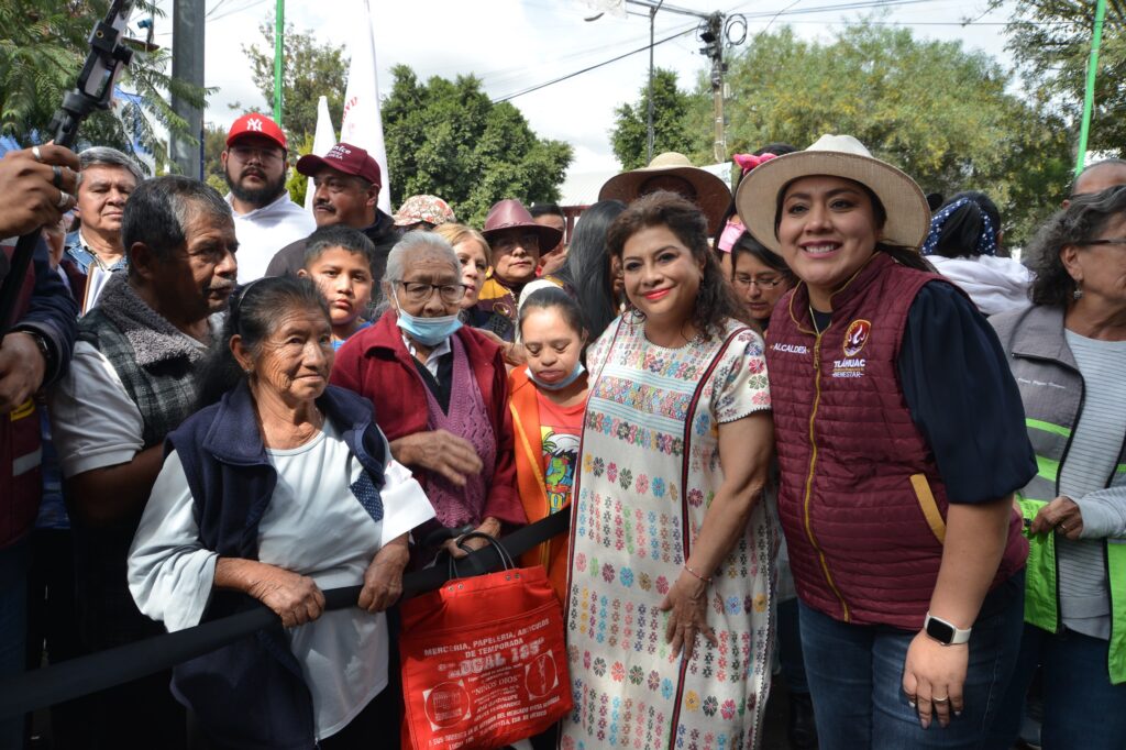 Encabeza jefa de Gobierno Clara Brugada novena jornada casa por casa; suman 26 mil 640 solicitudes recibidas