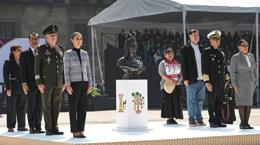Realizan actos conmemorativos por los 500 años de la muerte de Cuauhtémoc