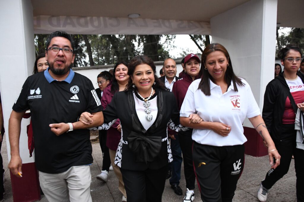 Vamos a invertir para construir la mayor infraestructura deportiva en la ciudad: Clara Brugada