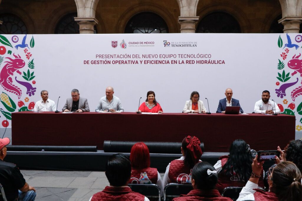 El Gobierno de la Ciudad presenta un nuevo equipo para detectar fugas de agua no visibles
