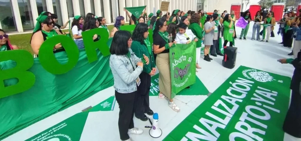 Con ayuda del PVEM, Congreso de Guanajuato rechaza despenalizar el aborto