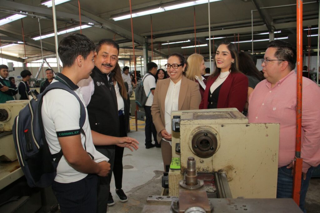 El cambio llega a Ecatepec con mejor infraestructura educativa