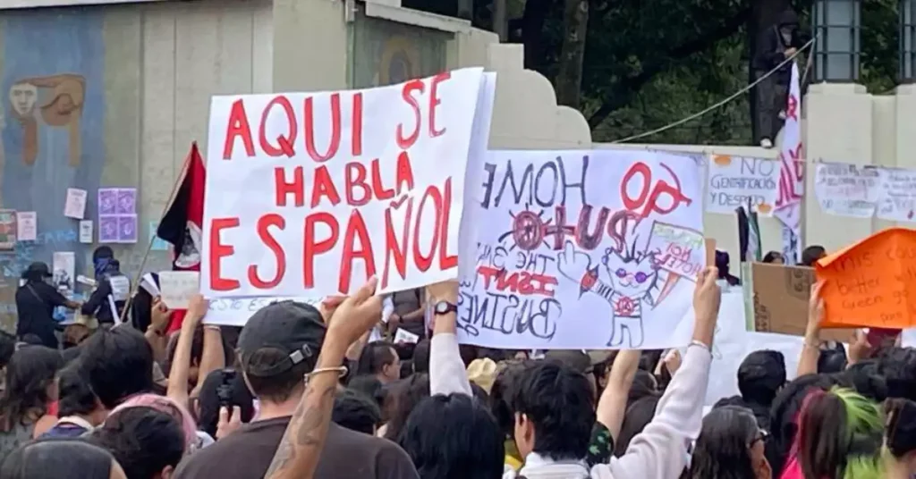 Sheinbaum condena violencia contra extranjeros y actitudes racistas de visitantes