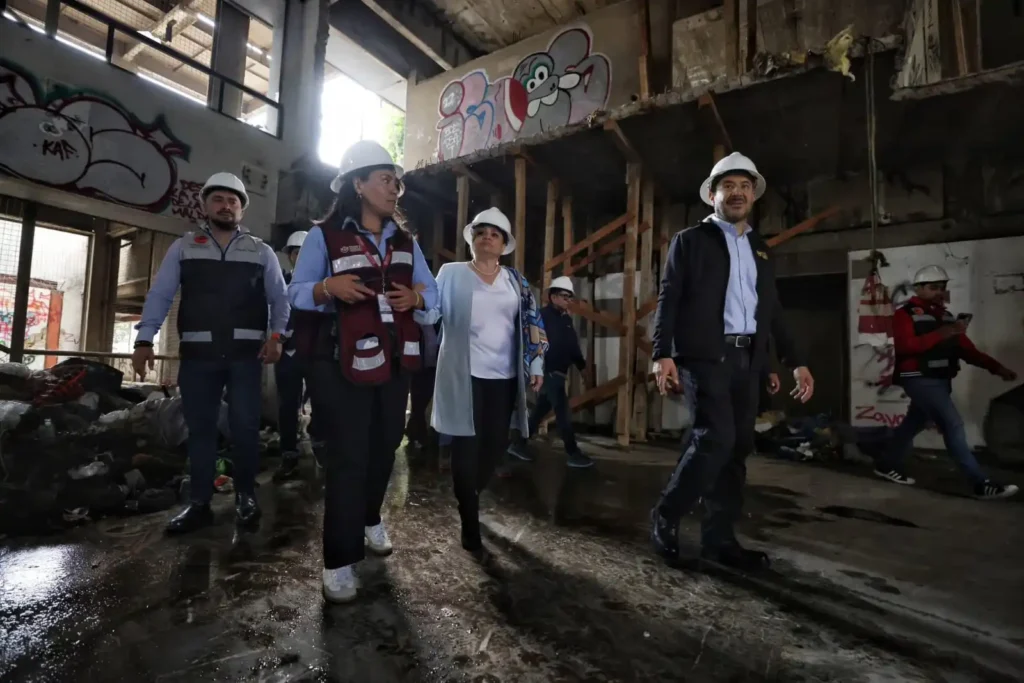 Inicia demolición del antiguo hospital “Dr. Gonzalo Castañeda” del ISSSTE, en Tlatelolco: Martí Batres