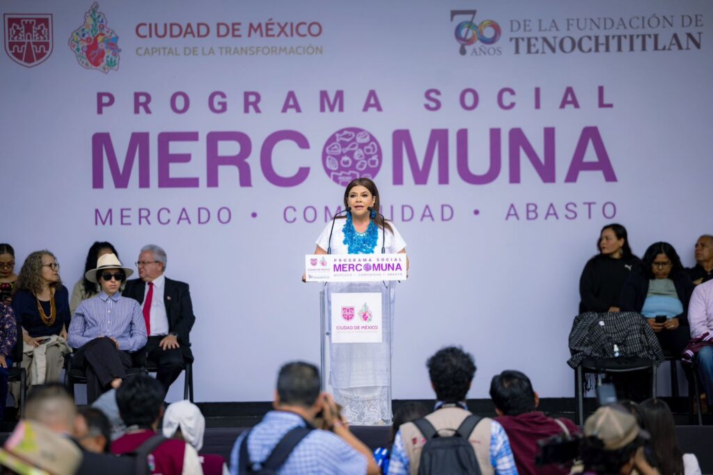 Realiza Clara Brugada primera entrega de vales Mercomuna; beneficiará este año a más de 335 mil familias con inversión de 900 millones de pesos