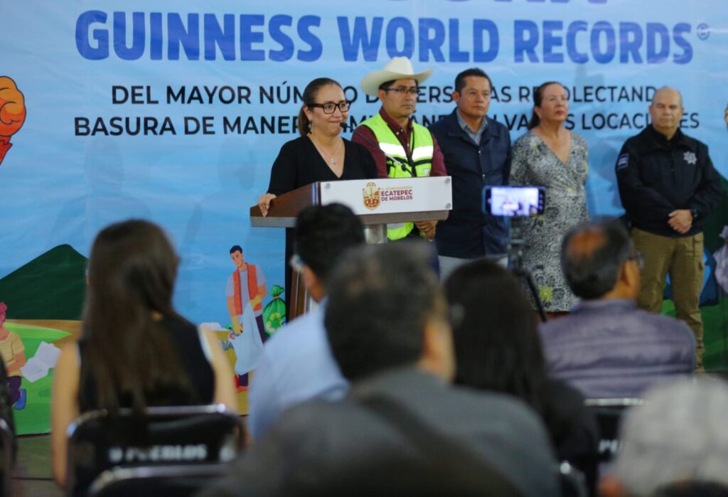 Azucena Cisneros convoca a la comunidad a vencer al “monstruo de la basura” en Ecatepec