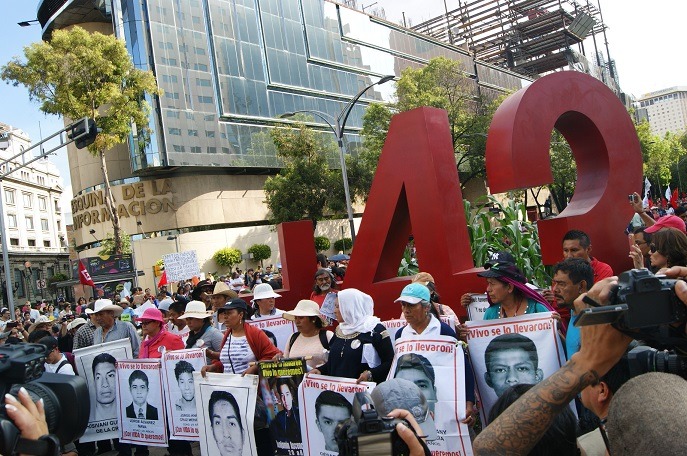 Reunión con víctimas y sobrevivientes del caso Ayotzinapa, a 11 años de los sucesos