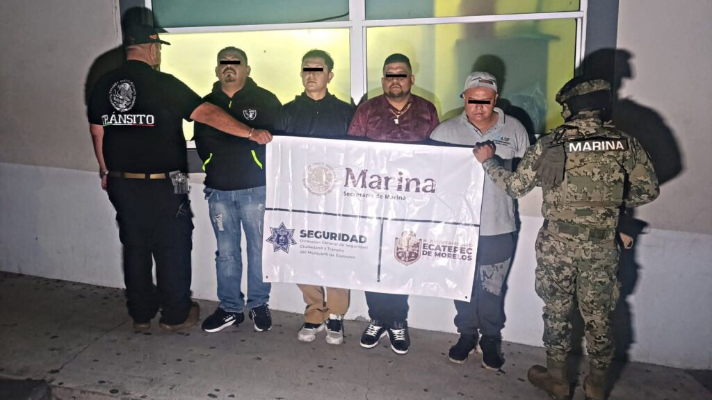 Policía de Ecatepec detiene a 4 integrantes de la Unión 300 por “montachoques”