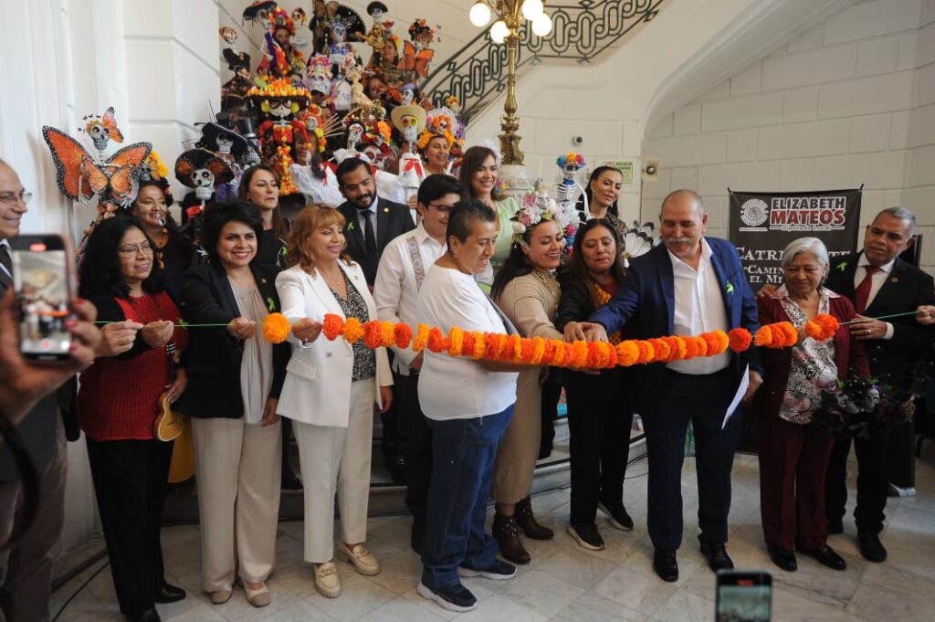 Presenta la diputada Xóchitl Bravo la exposición “Catrinarte, camino hacia el Mictlán”