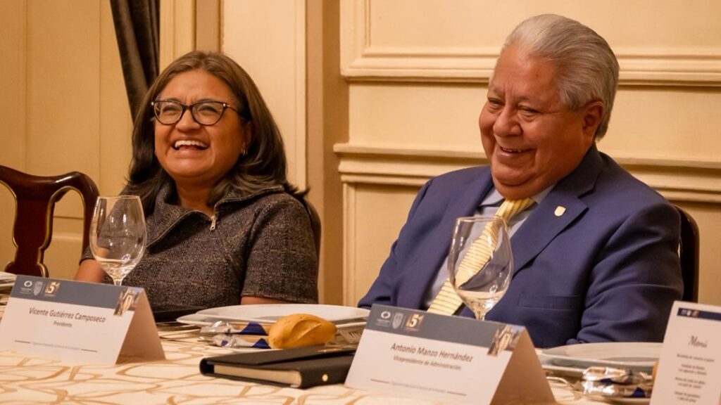 Entrega Aleida Alavez obras a escuelas del programa “De la A a la Z”