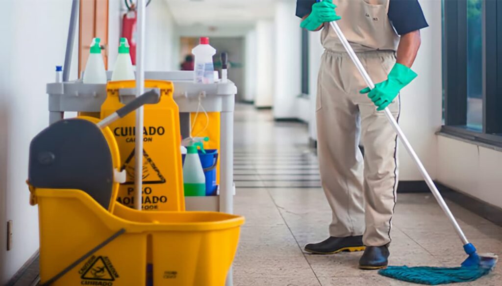 Como Salinas Pliego, empresas ligadas al “Zar de la limpieza” evaden mdp en impuestos