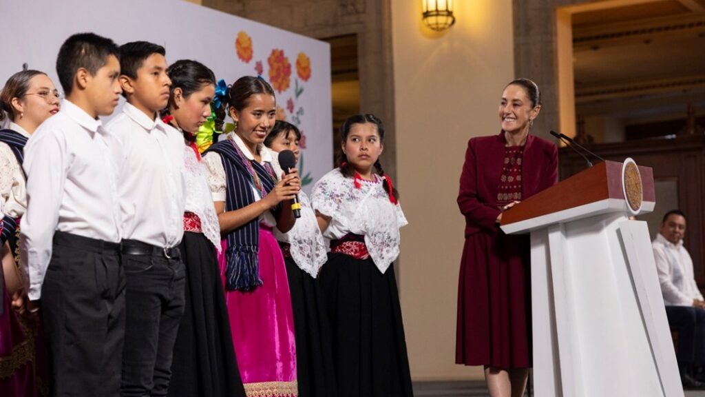 Realizarán Fiesta de las Culturas Comunitarias en el Zócalo capitalino